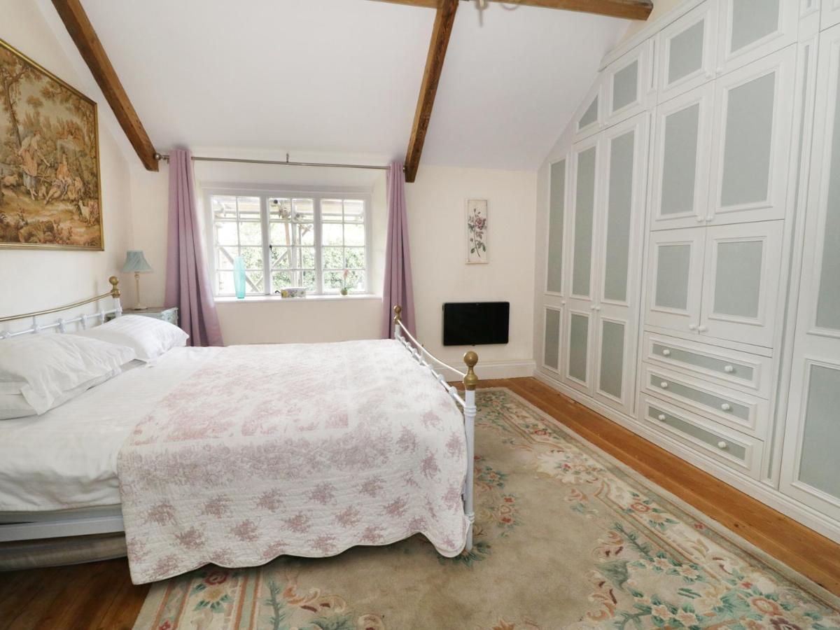 Holiday home Mill House *