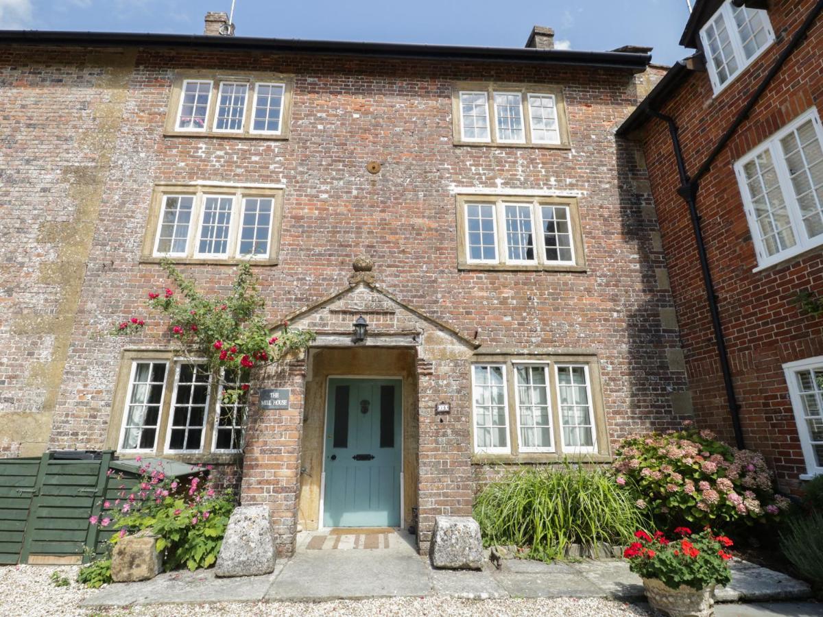 Mill House * Dorchester